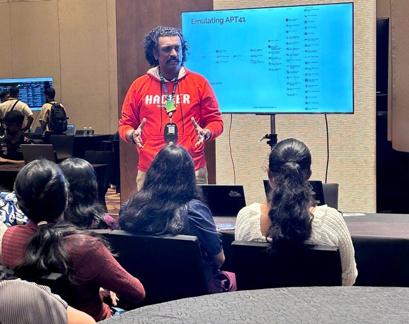 Abhijith B R presenting at c0c0n 2025 in Kochi